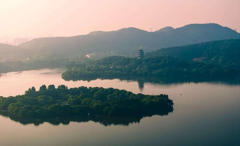 Hangzhou:Luxury West Lake Cruise+Santan Yinyue Island Ticket - Choosing a boarding pier around West Lake