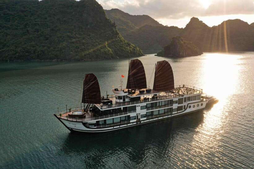 Hanoi: 2D1N Ha Long Bay, Lan Ha Bay by Amanda Luxury Cruise - Dinner on the sundeck, then a busy evening