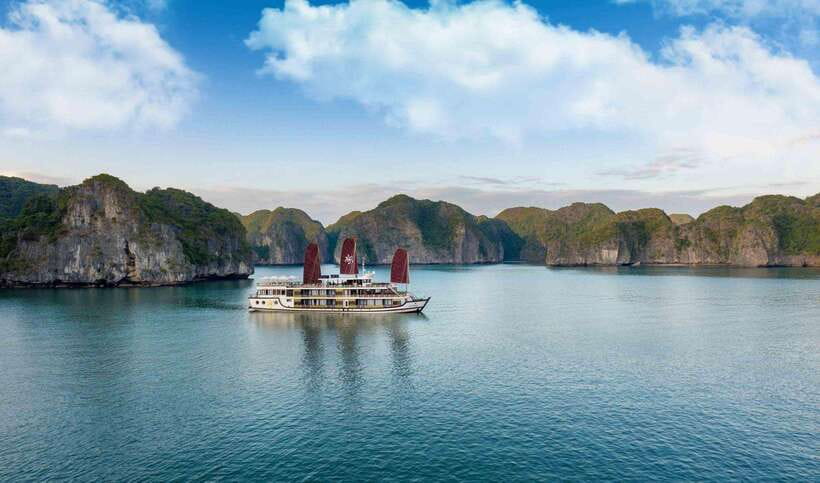 Hanoi: 2D1N Ha Long Bay, Lan Ha Bay by Amanda Luxury Cruise - From Hanoi’s Old Quarter to Tuan Chau Marina