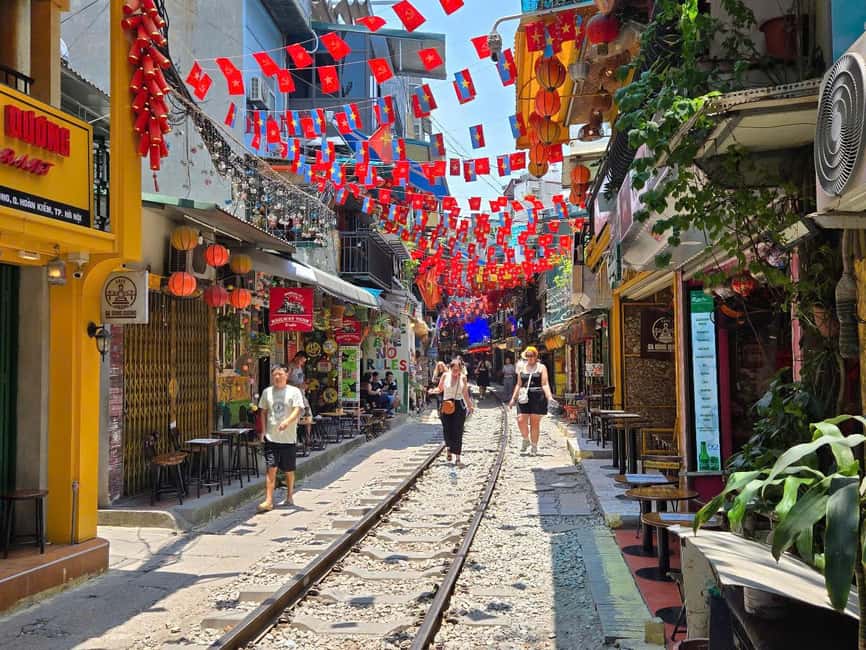 Hanoi City Tour: Bat Trang, Train Street, Lunch & Luxury Bus - Who Should Book This Hanoi Tour?