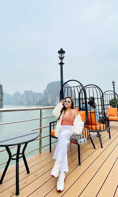 Hanoi: Ha Long Bay Full Day Trip - Amethyst Luxury Cruise - The sunset party on the way back