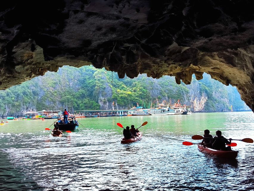 Hanoi Halong Luxury Day Tour with Private Cabin - Seven hours among Bai Tu Long Bay and Ha Long Bay