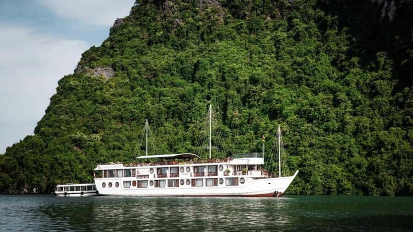 Hanoi: Lan Ha Bay -Cat Ba Island 1 or 2-Day on Luxury Cruise - Trung Trang Grotto and the return to Hanoi