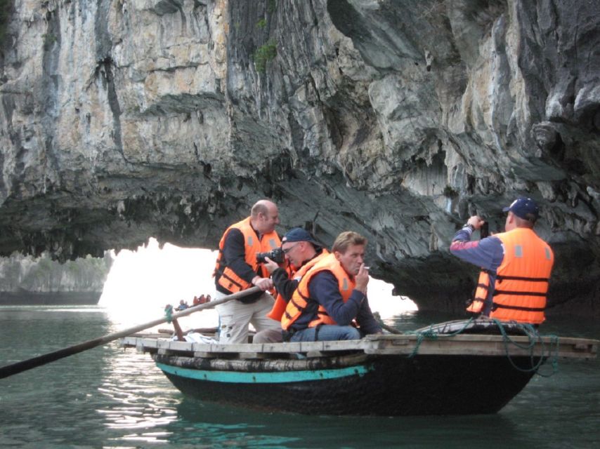 Hanoi/Ninh Binh:3 Day 2 Night Bai Tu Long Bay Luxury Junk - Day one: Cap La kayaking and a sunset on the bay