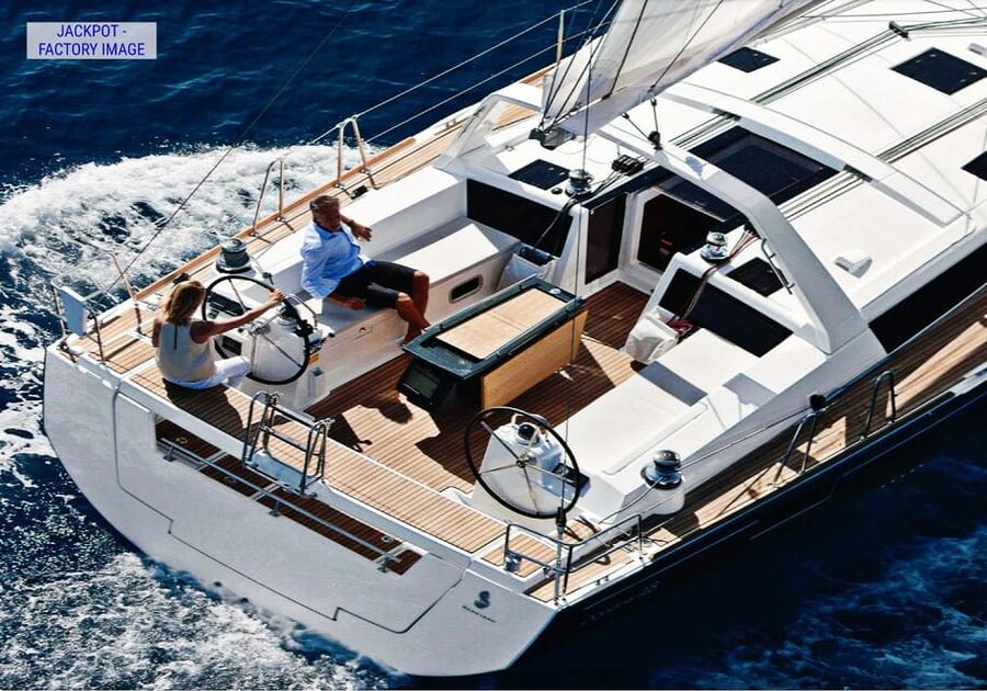 Heraklion: Dia Island Luxury Sailing Trip with Meal & Drinks - What the $68 Price Really Buys You