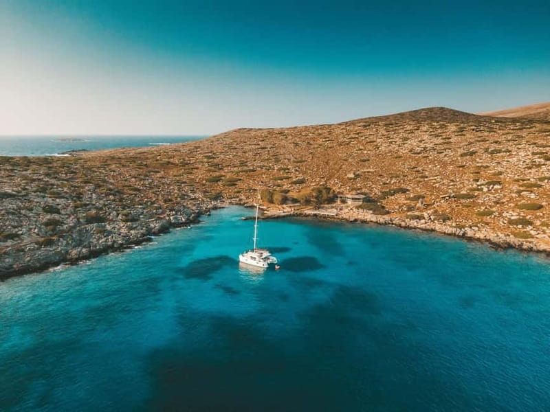 Heraklion: Luxury Catamaran Cruise to Dia Island with Lunch - Lunch that earns its place in the price