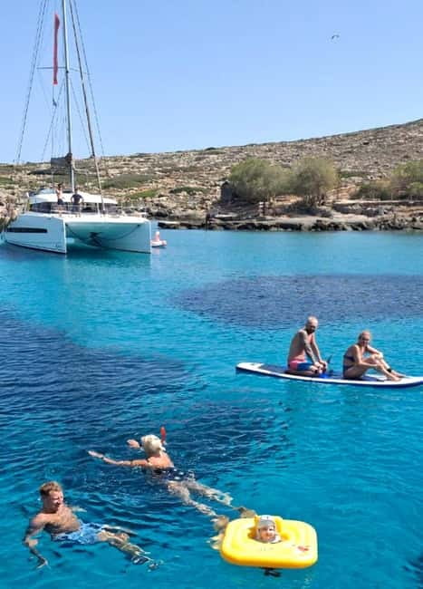 Heraklion: Luxury Catamaran Cruise to Dia Island with Lunch - A catamaran built for comfort