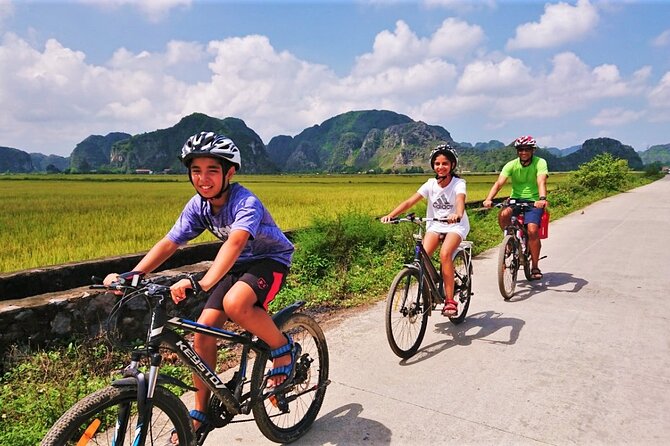 Hidden Ninh Binh Luxury Full Day Group Tour (Tam Coc - Hoa Lu) - Key points to know before booking