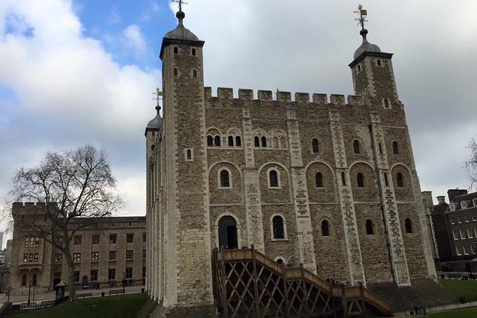 Historical City of London Private Sightseeing Day Tour - Tower Bridge and the Tower of London