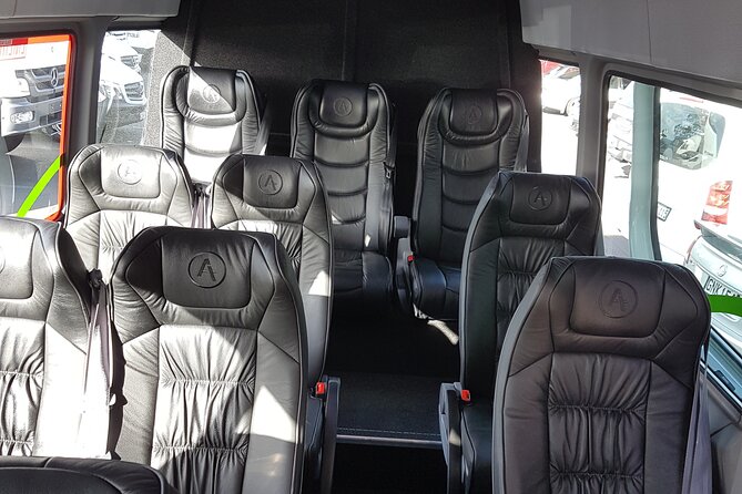 Hobbiton Afternoon Tour in Luxury Minibus from Auckland - The important details at a glance