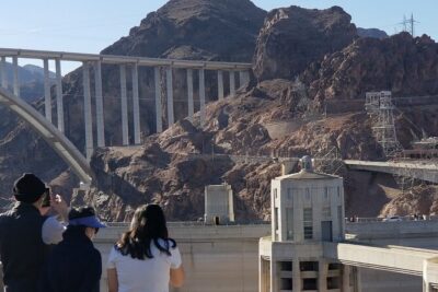 Hoover Dam Tour by Luxury SUV