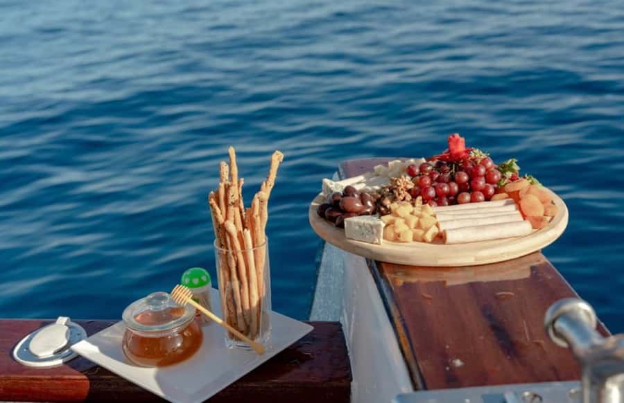 Hurghada: Luxury Yacht Trip with Personal Crew and Chef - Lunch prepared by your own chef