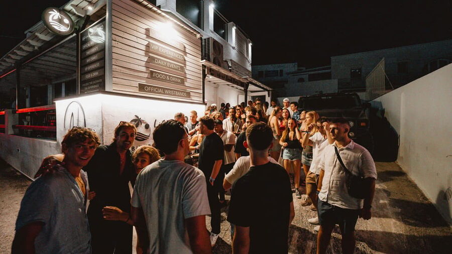Ios: Pub Crawl with 5 Venues, 5 Shots, and 5 VIP Entrances - Starting at Life Is a Beach Party HQ at 11 p.m.