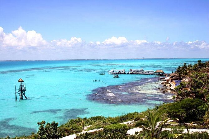 Isla Mujeres luxury catamaran with premium open bar and lunch - Key points to know before you book