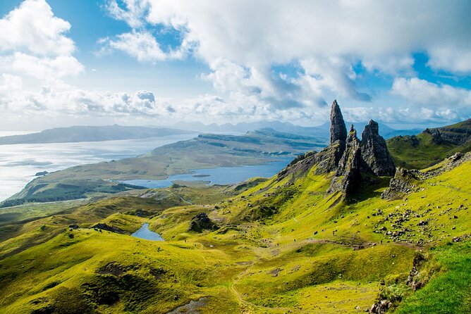 Isle of Skye, Loch Ness & Highlands: 3-Day Private Luxury Tour - Day 2: Skye’s northern cliffs and the Quiraing