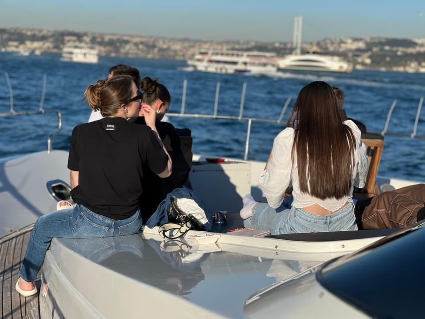 Istanbul: Bosphorus Sunset Cruise on a Luxury Yacht - Dolmabahce Mosque and Palace: the first grand shoreline views