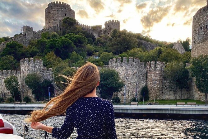Istanbul Bosphorus Sunset Cruise on Luxury Yacht - Key points at a glance