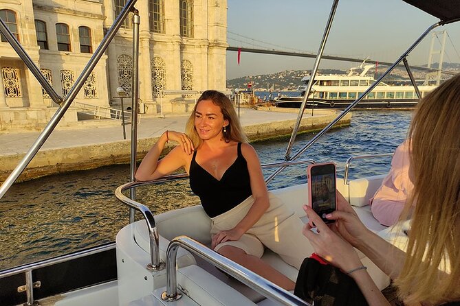 Istanbul Bosphorus Sunset Cruise with Wine on a Luxury Yacht - Why sunset is the right time for the Bosphorus