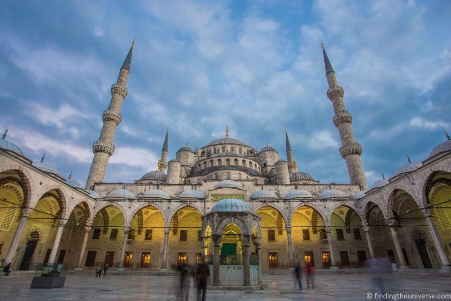 Istanbul: Old City Tour and Luxury Sunset Bosphorus Cruise - Grand Bazaar, with seasonal and weekly changes