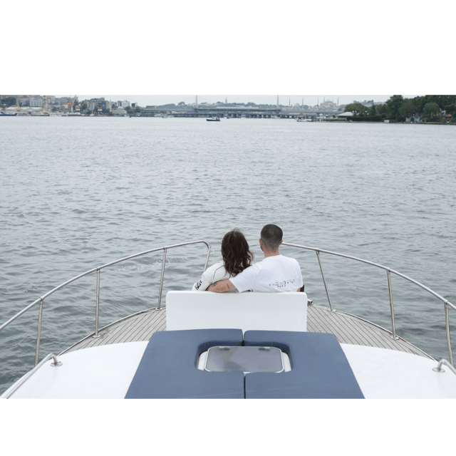 İstanbul:Private Luxury Yacht on Bosphorus 14 Meter(46 feet) - Who should book this yacht