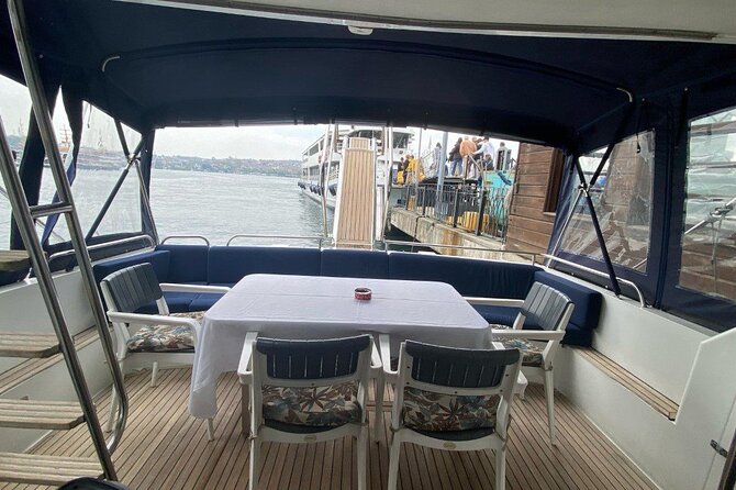 Istanbul Private Luxury Yacht on Bosphorus - Tea, WiFi, restrooms, and the small comforts