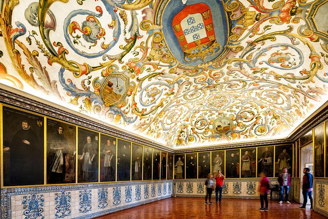 Joanina Library & Coimbra University | Private Former Alumni Tour - Stop one: the University of Coimbra campus