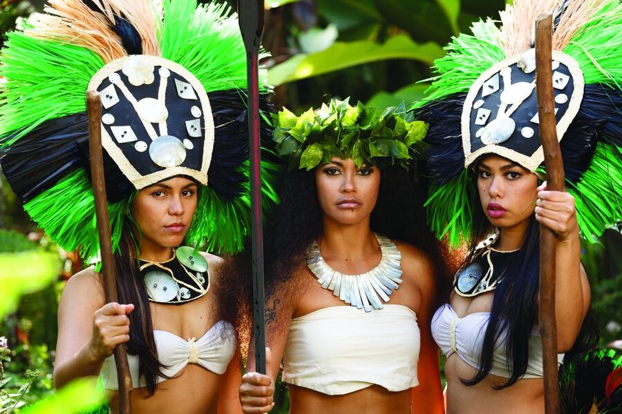 Kauai: VIP Manor House Dinner & Luau Kalamaku Show - Why the show works for different ages