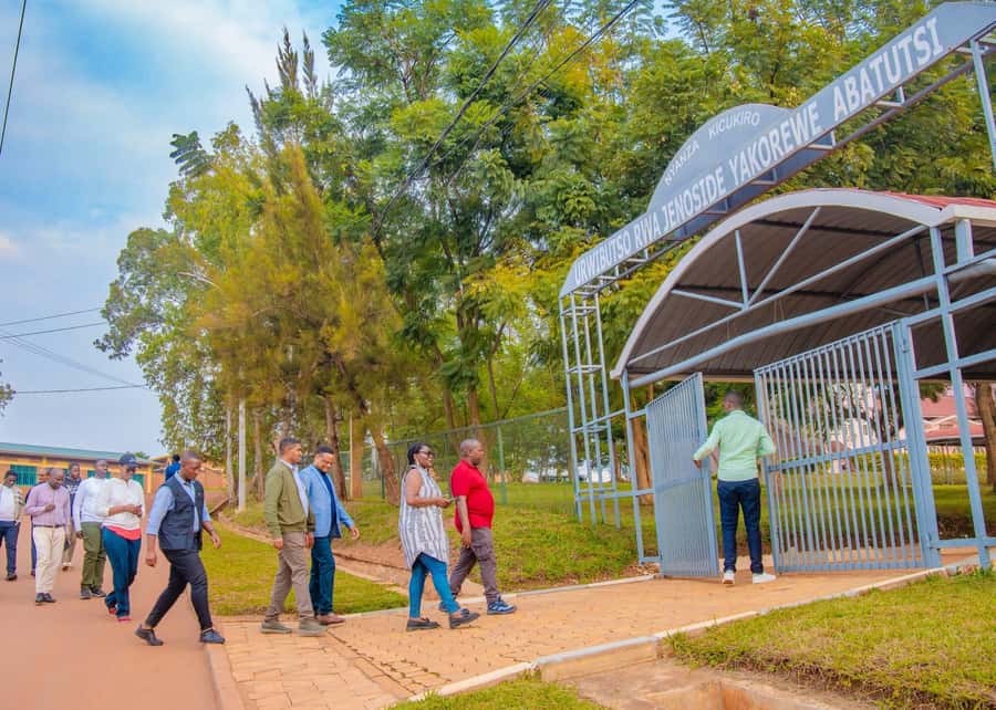Kigali: luxury City Tour with Hotel Pickup and Drop-off - Rebero and Kicukiro show Kigali from different angles