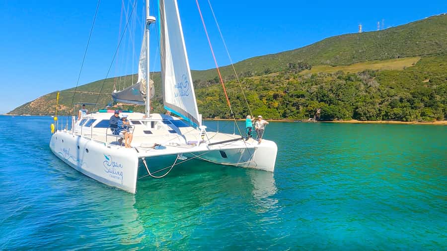 Knysna: Luxury Sunset Cruise with Captain's Barbeque - Entering the Knysna Heads