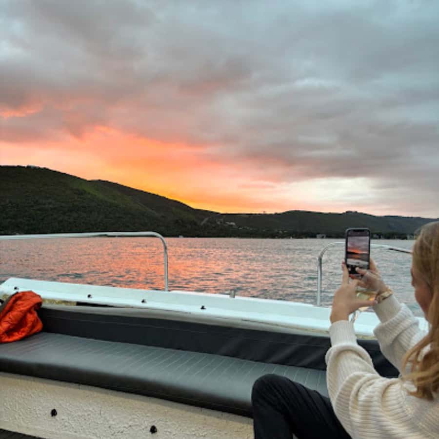 Knysna: Wine & Oyster Luxury Lounger Sunset Cruise - Key points to know before booking