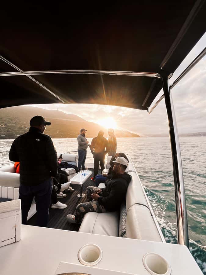 Knysna: Wine & Oyster Luxury Lounger Sunset Cruise - Who will enjoy this cruise most