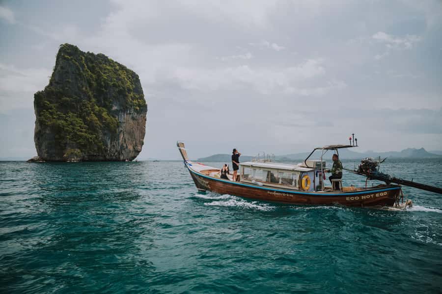 Krabi: 4-Islands Luxury Longtail Boat Private Half Day Tour - Chicken Island and its famous outline