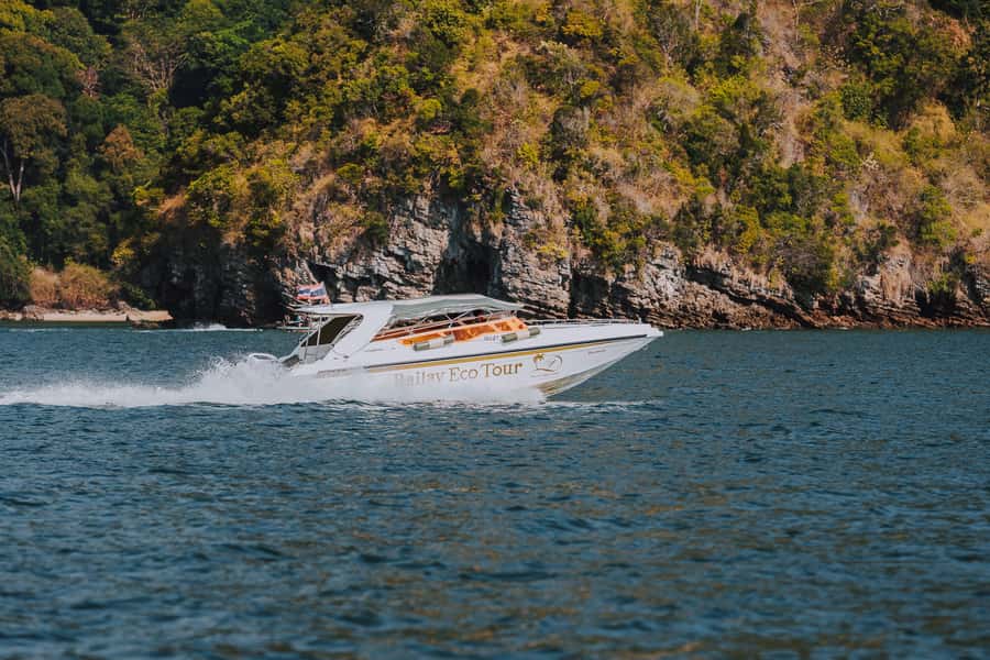 Krabi: 4 Islands Private Luxury Speed Boat Tour - Railay Beach and its long photo stop
