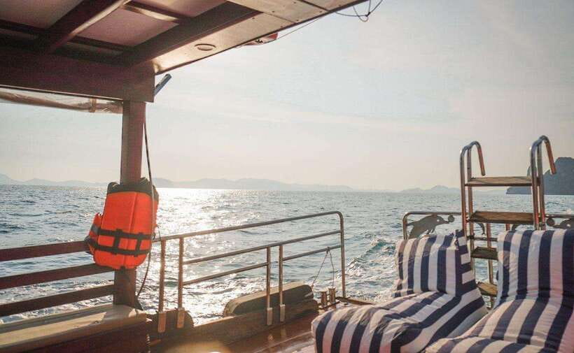 Krabi: Koh Hong Small Group Tour by Luxury Longtail Boat - FAQ