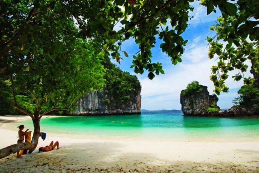 Krabi: Private Luxury Long-Tail Boat to Hong Island - Who should book this private island trip