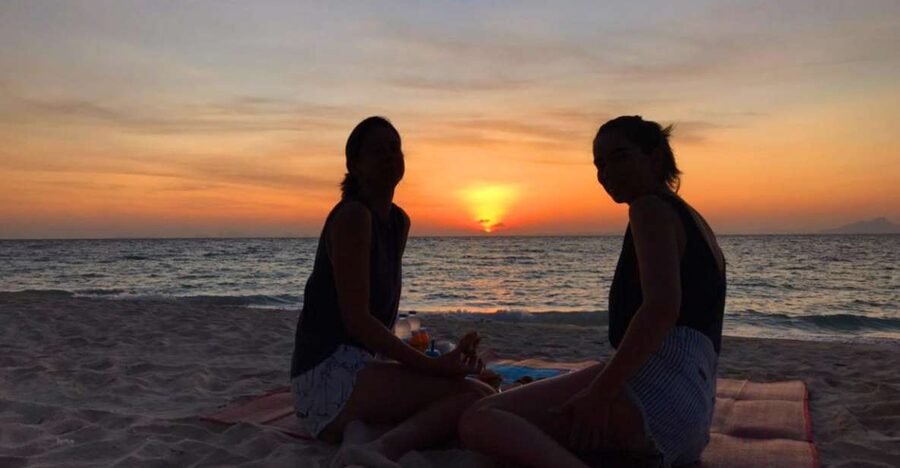 Krabi: Private Luxury Long-Tail Boat to Hong Island - Why Hong Island works best early in the morning