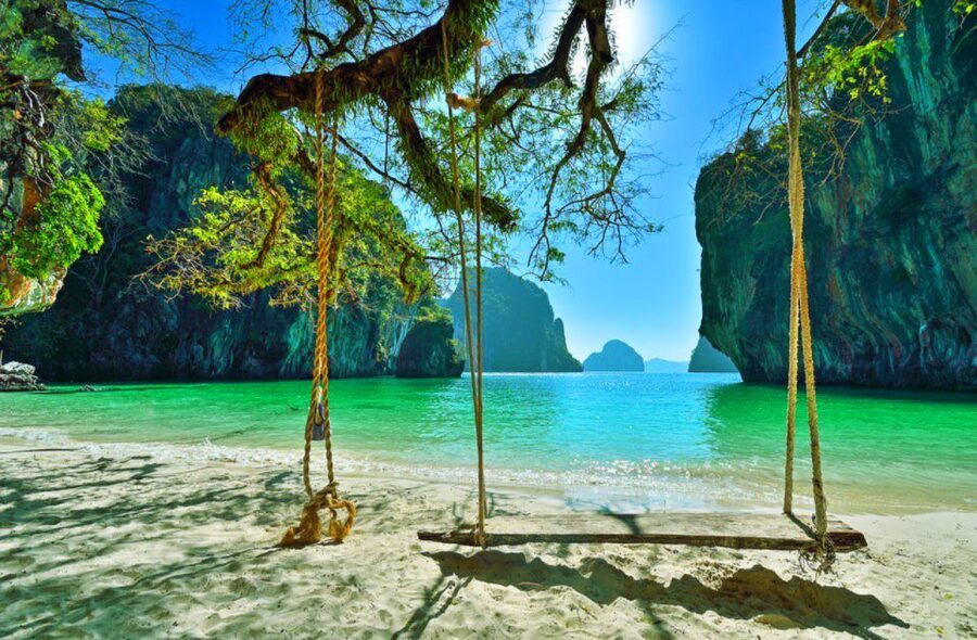 Krabi: Private Luxury Long-Tail Boat to Hong Island - The welcome touches that make the price easier to judge