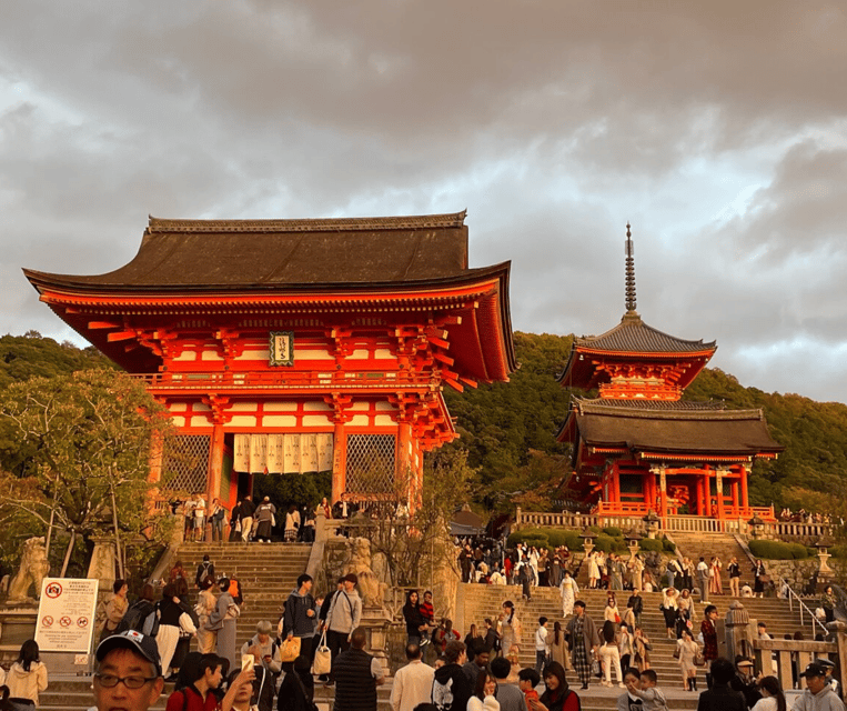 Kyoto: Private Highlights Tour with Guide and Luxury Vehicle - Kinkaku-ji puts the Golden Pavilion on the schedule