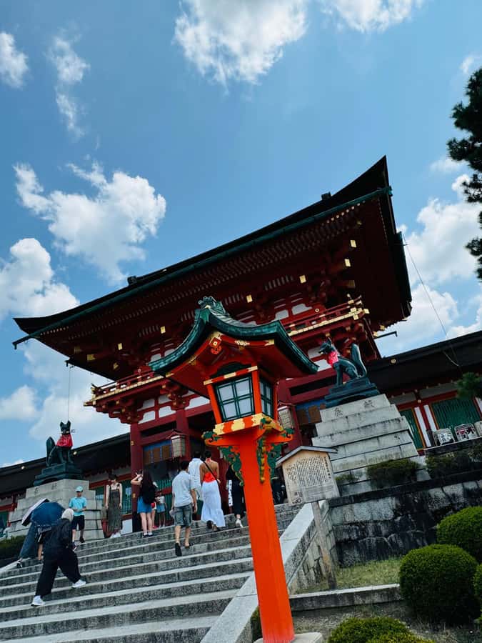Kyoto:Private Tour/Luxury Vehicle with Guide & photographer - Photography help without hiring a separate photographer