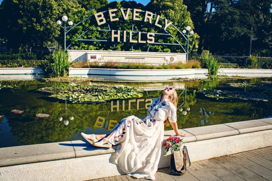 LA VIP Tour : Beverly Hills, Sunset Strip, & Hollywood Sign! - Why the small vehicle matters in Los Angeles