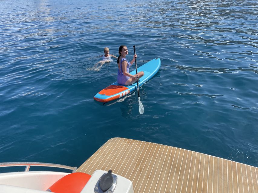 Las Galletas: Private Luxury Yacht Cruise with Lunch - What the $883 price means for your group