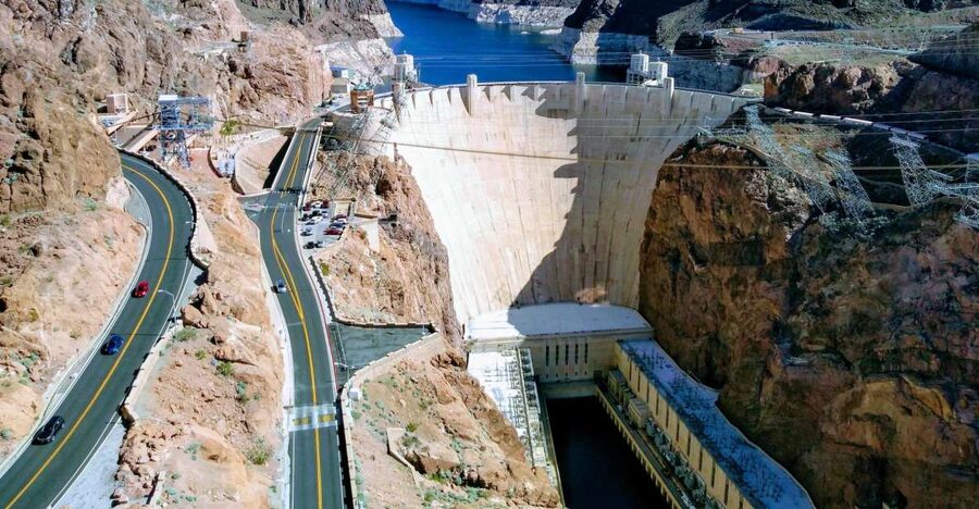 Las Vegas: Hoover Dam Inside VIP Exploration Tour, WiFi - The bridge and its 900-foot view