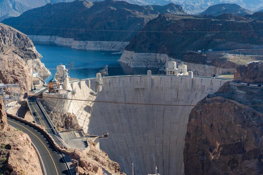 Las Vegas: Hoover Dam Inside VIP Exploration Tour, WiFi - The Las Vegas pickup and coach ride