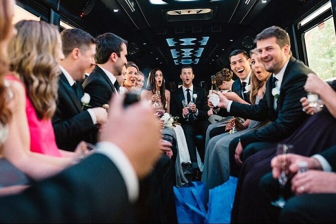 Las Vegas Nightclub VIP Entry with Party Bus - The people who make the night work