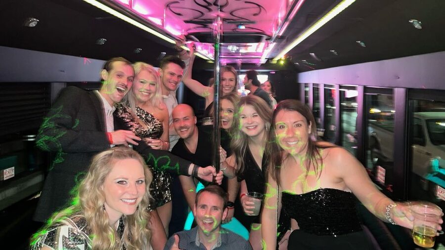 Las Vegas: Skip-the-Line VIP Nightclub Crawl - The second club and late-night finish
