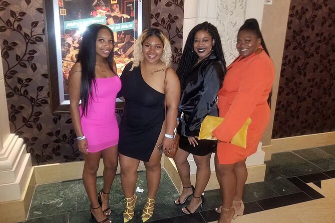 Las Vegas VIP Nightclub Party Bus Crawl - What this Las Vegas club crawl actually delivers