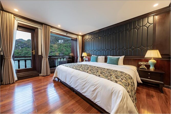 LIKE A BOSS-Luxury options-2d/1n All inclusive in Halong Bay - Cat Ba and Viet Hai add a village visit