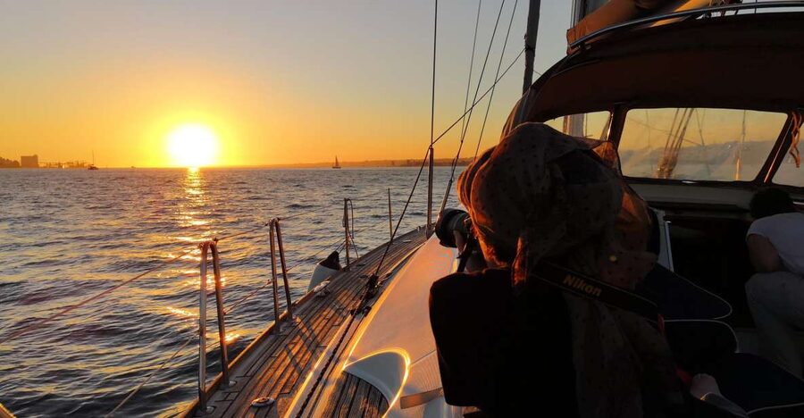 Lisbon: 2-Hour Sunset Sailing Tour on Luxury Sailing Yacht - Belém Tower and the Age of Discoveries