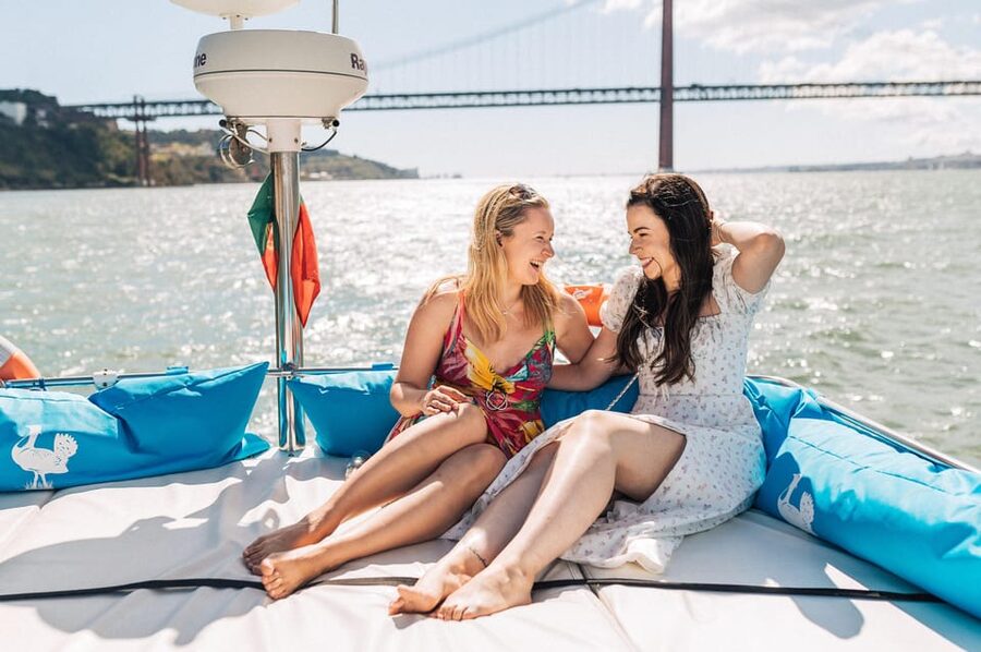 Lisbon: 3H Private Luxury Catamaran Tour with Swimming - Lisbon from the Tagus River