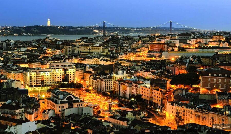 Lisbon: Luxury Fado Tour with Dinner included - Key points to know before booking
